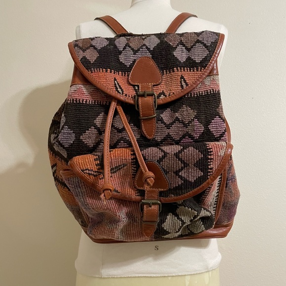 Vintage 90s Unisex Boho Artisan Cotton Woven Aztec Dhurrie and Leather Backpack - Picture 3 of 16